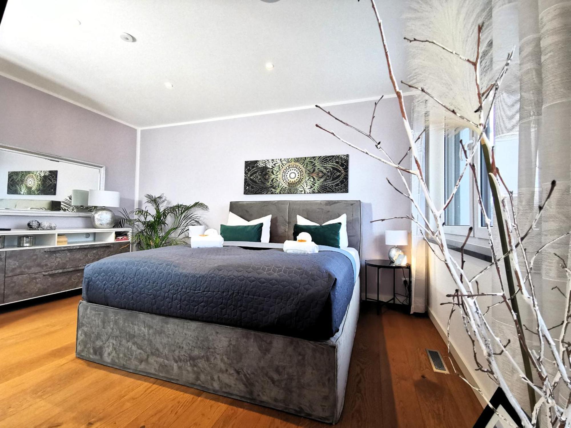 Bohnapartments Luxury Villa Berlin - 210Qm - Wintergarten - Kamin - 4 Kostenlose Parkplaetze - 6 Schlafzimmer - Neubau - Luxusausstattung Birkenwerder Екстериор снимка