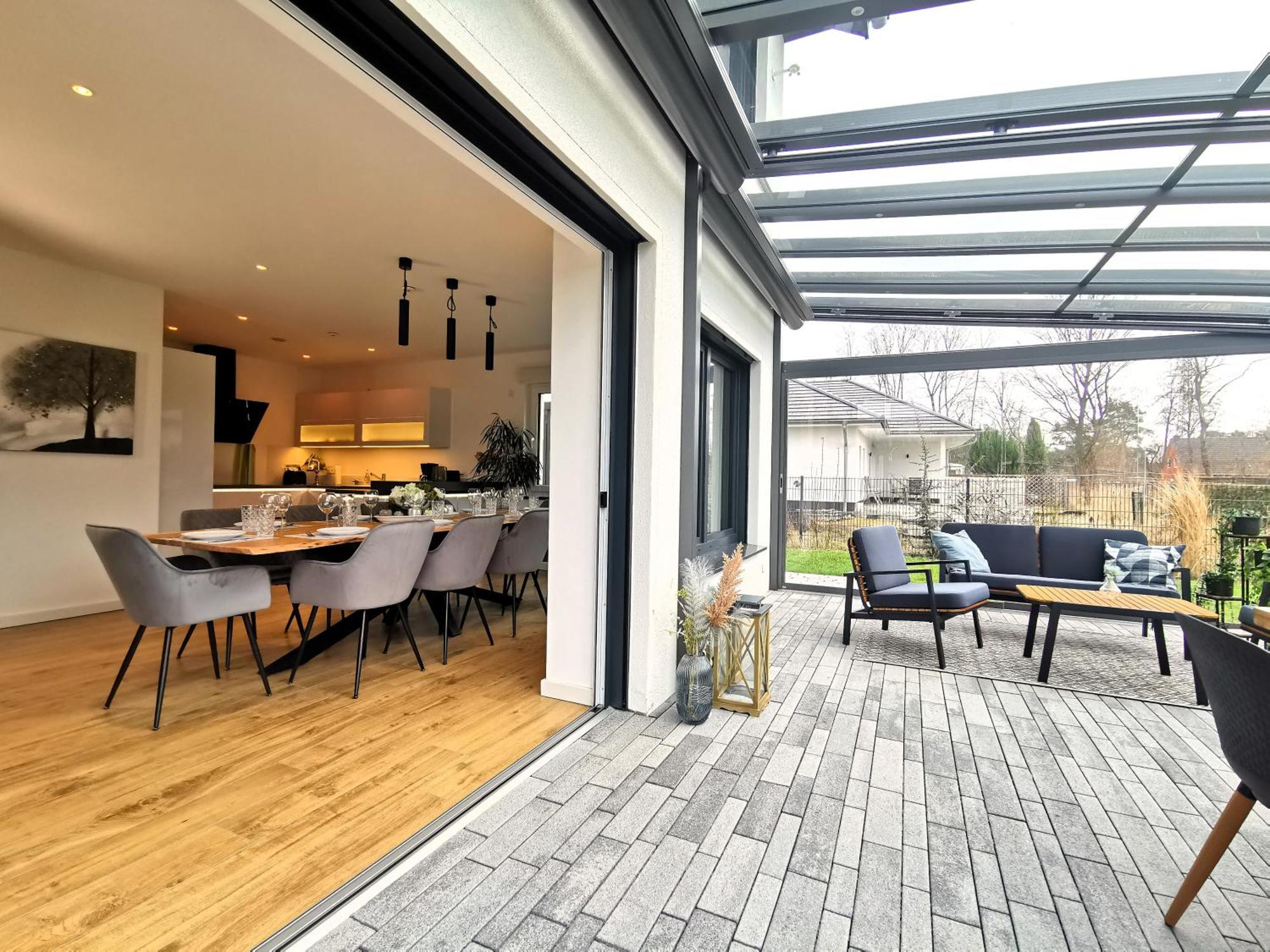 Bohnapartments Luxury Villa Berlin - 210Qm - Wintergarten - Kamin - 4 Kostenlose Parkplaetze - 6 Schlafzimmer - Neubau - Luxusausstattung Birkenwerder Екстериор снимка